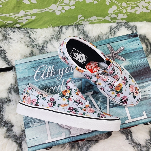 Vans Era Garden Floral 💐🌼🌸 - Picture 4 of 13